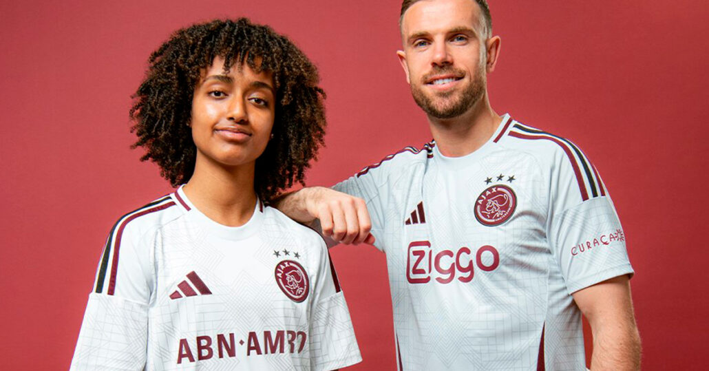 Ajax Amsterdam 3. trøje 2024