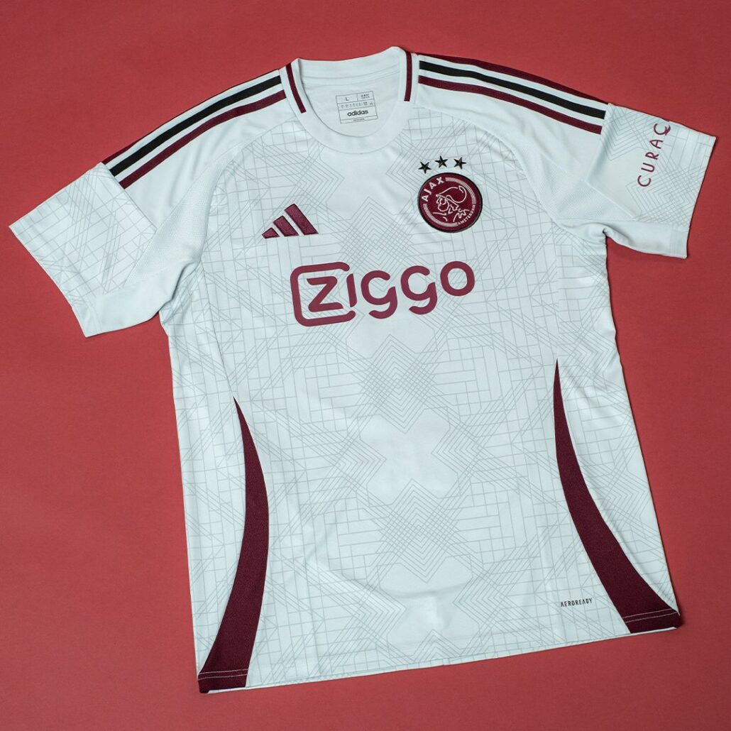 Ajax Amsterdam 3. trøje 2024